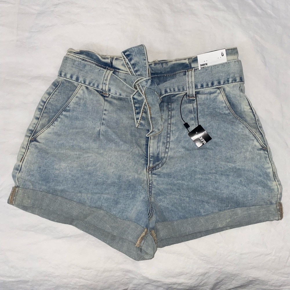 Tie waist high rise shorts